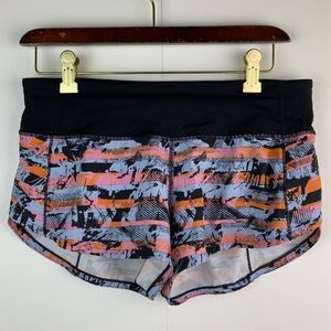 Lululemon women’s Speed Up Short 2.5" inversion Multi / Black Size 4 activewear